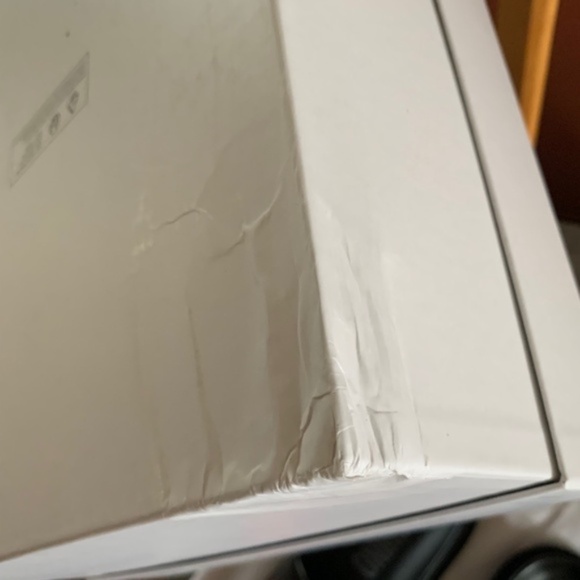 MOSCHINO Inflatable Heart Slides - Picture 8 of 8